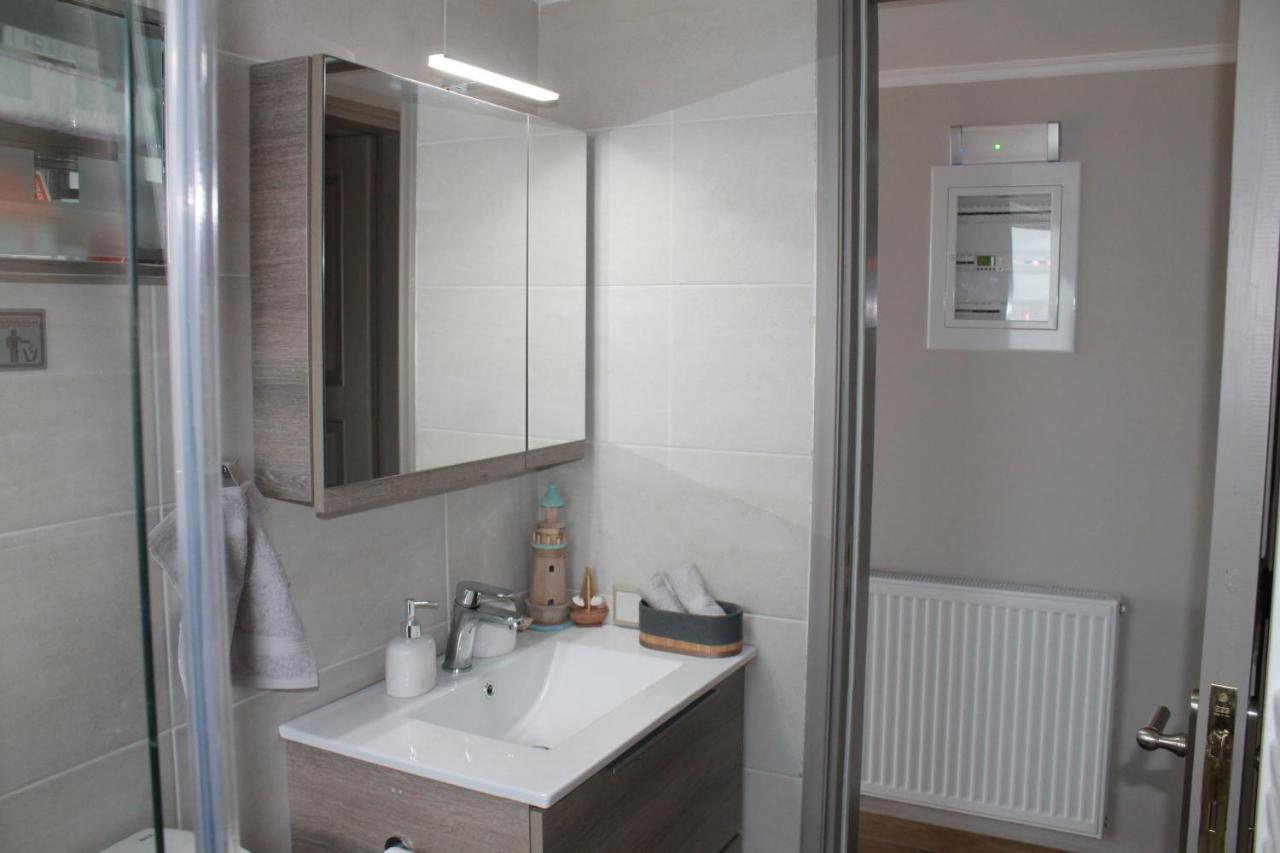 Néa Mákri Sea View Apartment 15 Min From Athens Airport מראה חיצוני תמונה